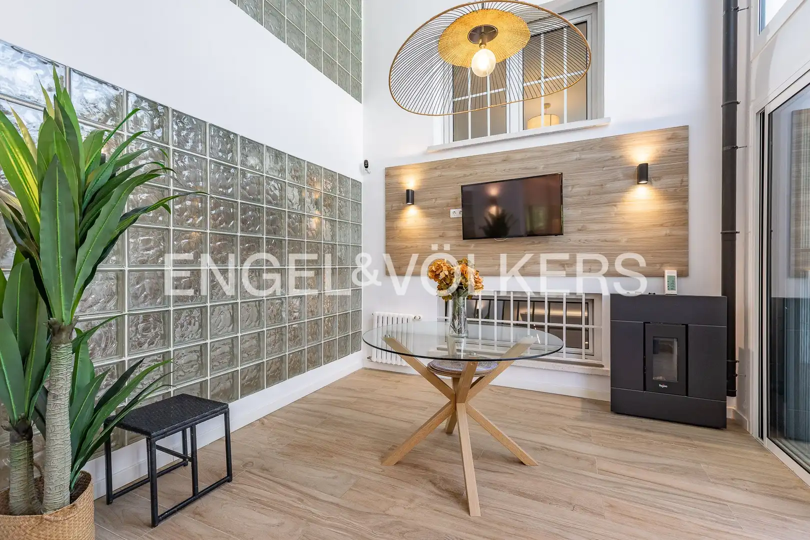 Sala d'estar de Casa o xalet de lloguer en Sant Cugat del Vallès amb Aire condicionat, Calefacció i Jardí privat