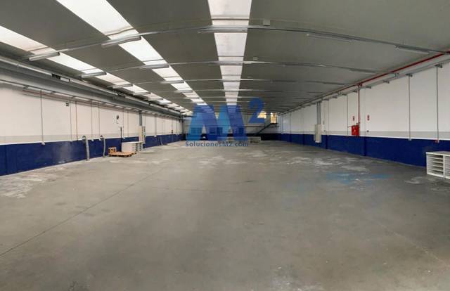 Nave industrial en Alquiler en La Garena