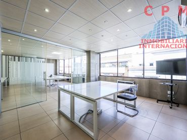Bureau avec ascenseur à louer à Retiro