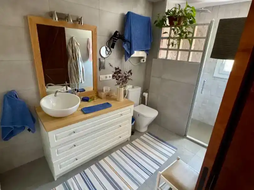 Bany de Pis en venda en Santa Brígida amb Aire condicionat, Jardí privat i Traster