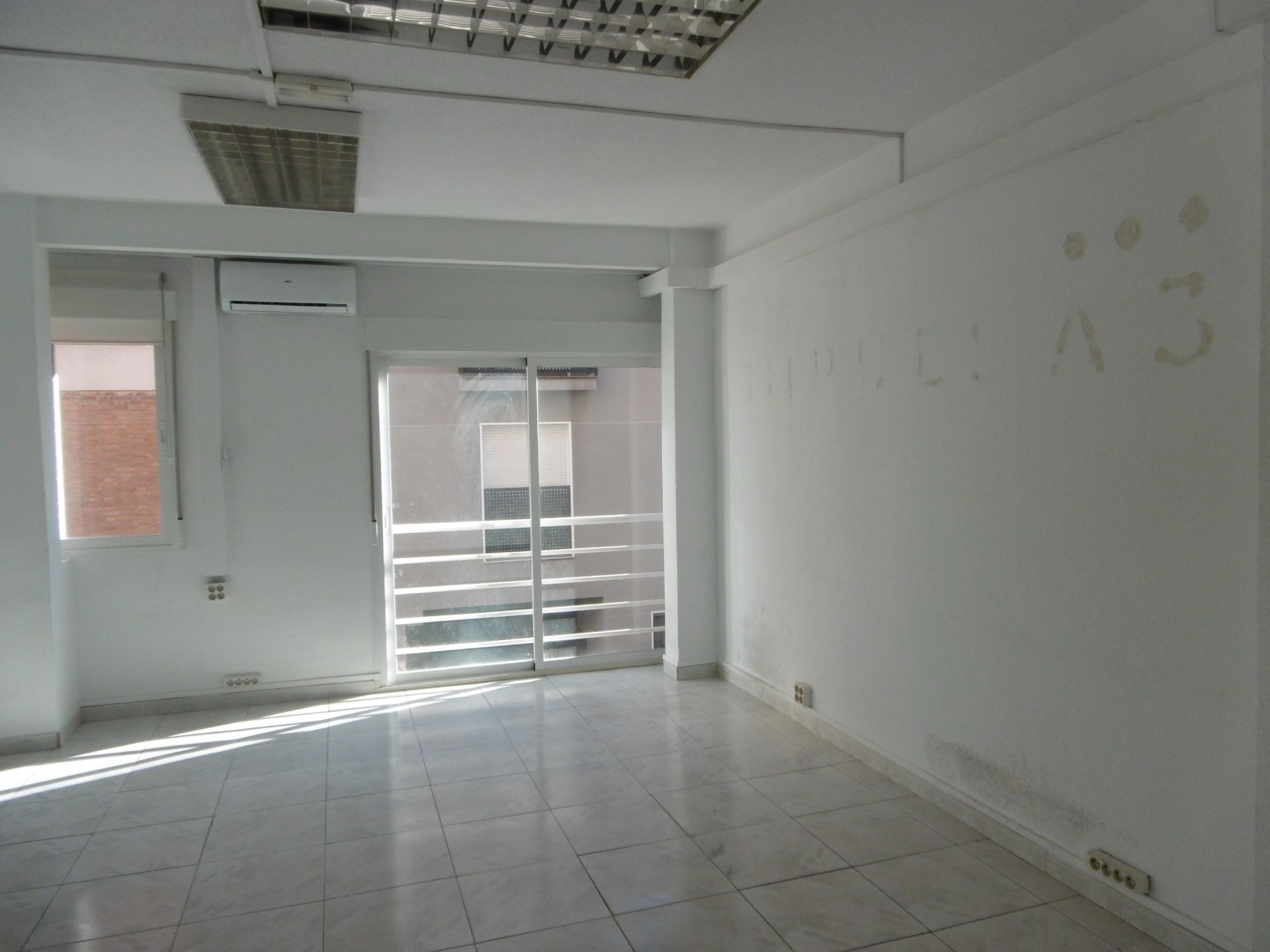 Oficina de lloguer en  Madrid Capital amb Aire condicionat i Calefacció