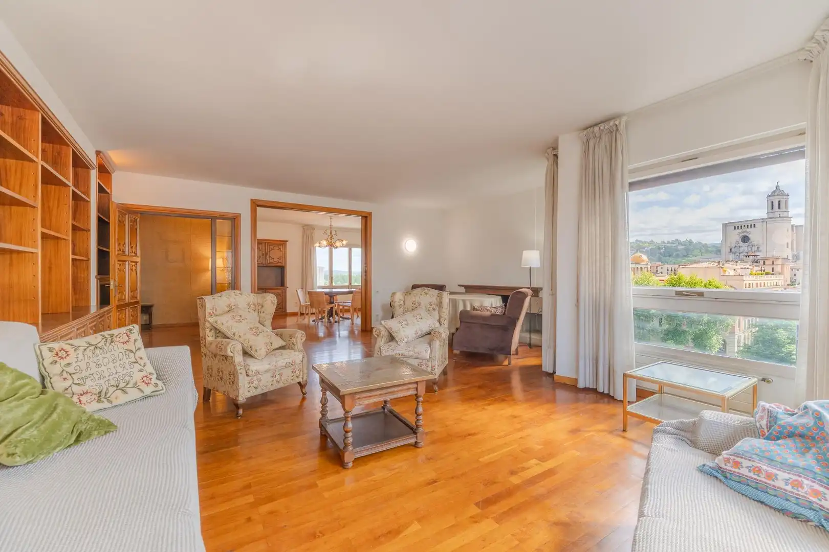 Apartamento de alquiler en Avenida Gran Via Jaume I, Eixample Sud – Migdia