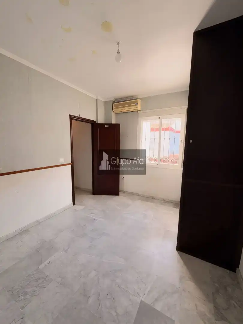 Dormitori de Casa adosada en venda en Centro