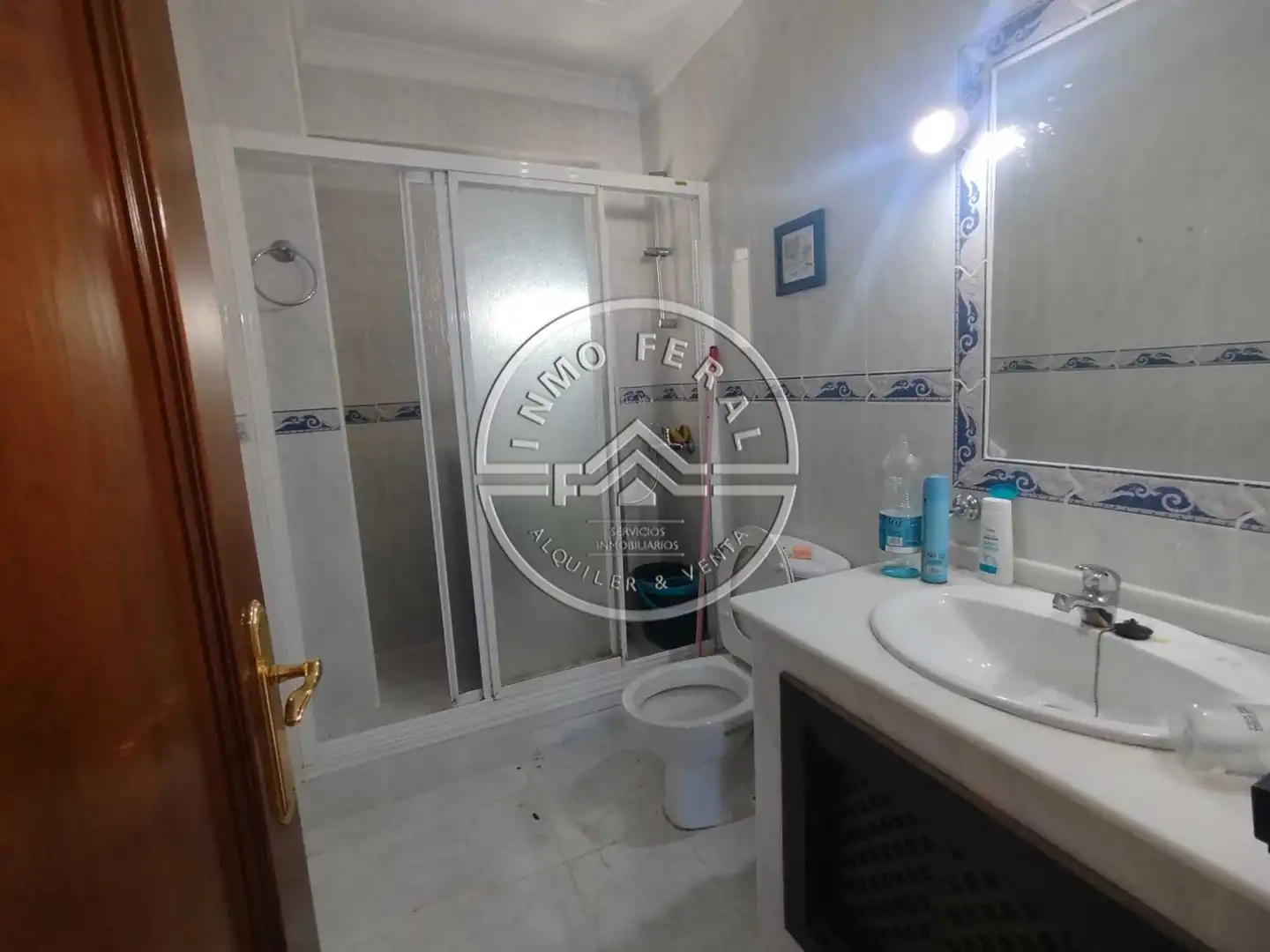Bathroom of Flat for sale in Écija  with Air Conditioner, Heating and Balcony