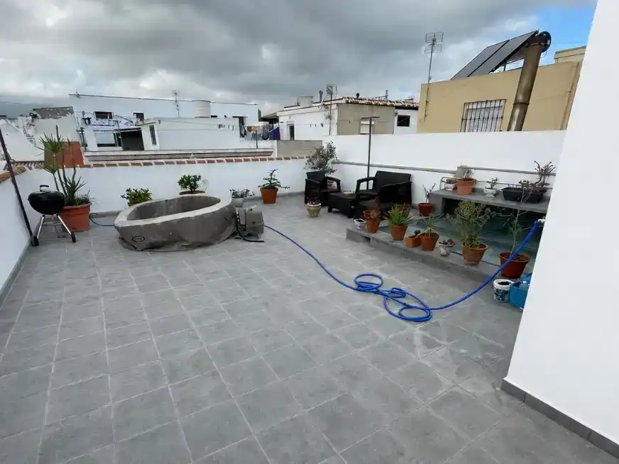Terraza de Casa adosada en venta en Los Barrios con Balcón