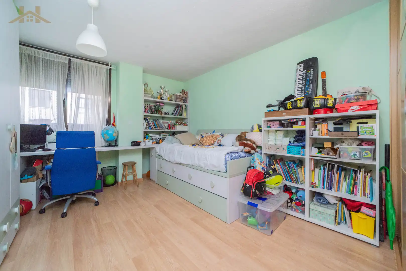Bedroom of Flat for sale in Móstoles  with Air Conditioner, Heating and Storage room