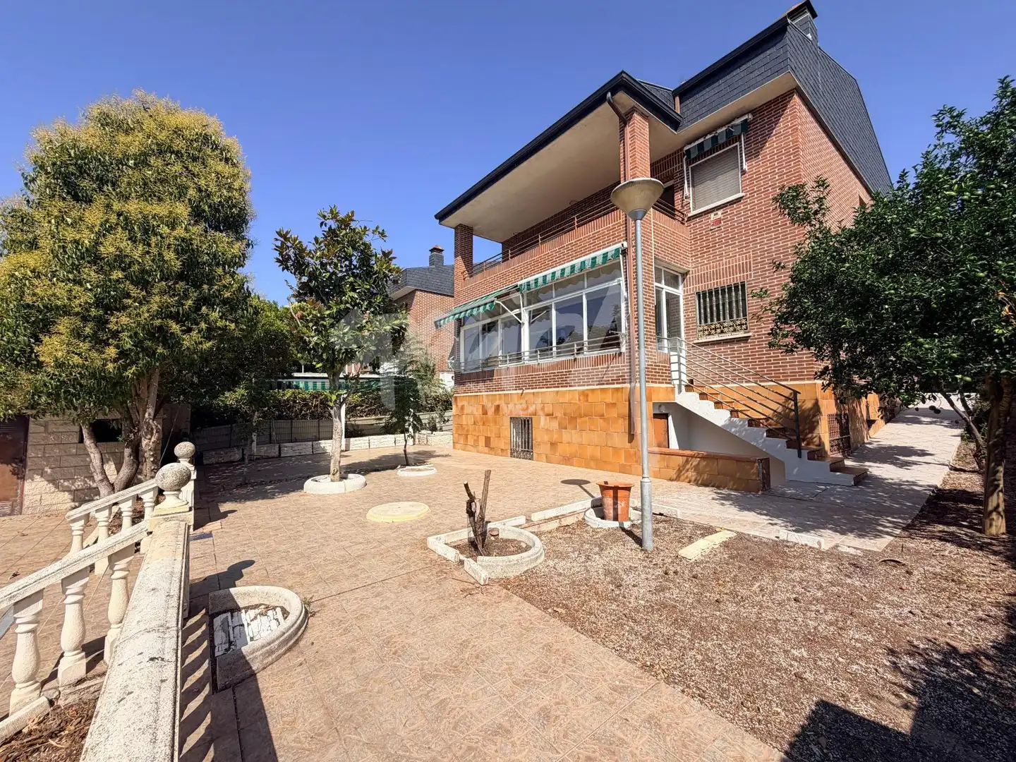 Terrace of Houses for sale in Sevilla la Nueva  with Heating, Private garden and Terrace