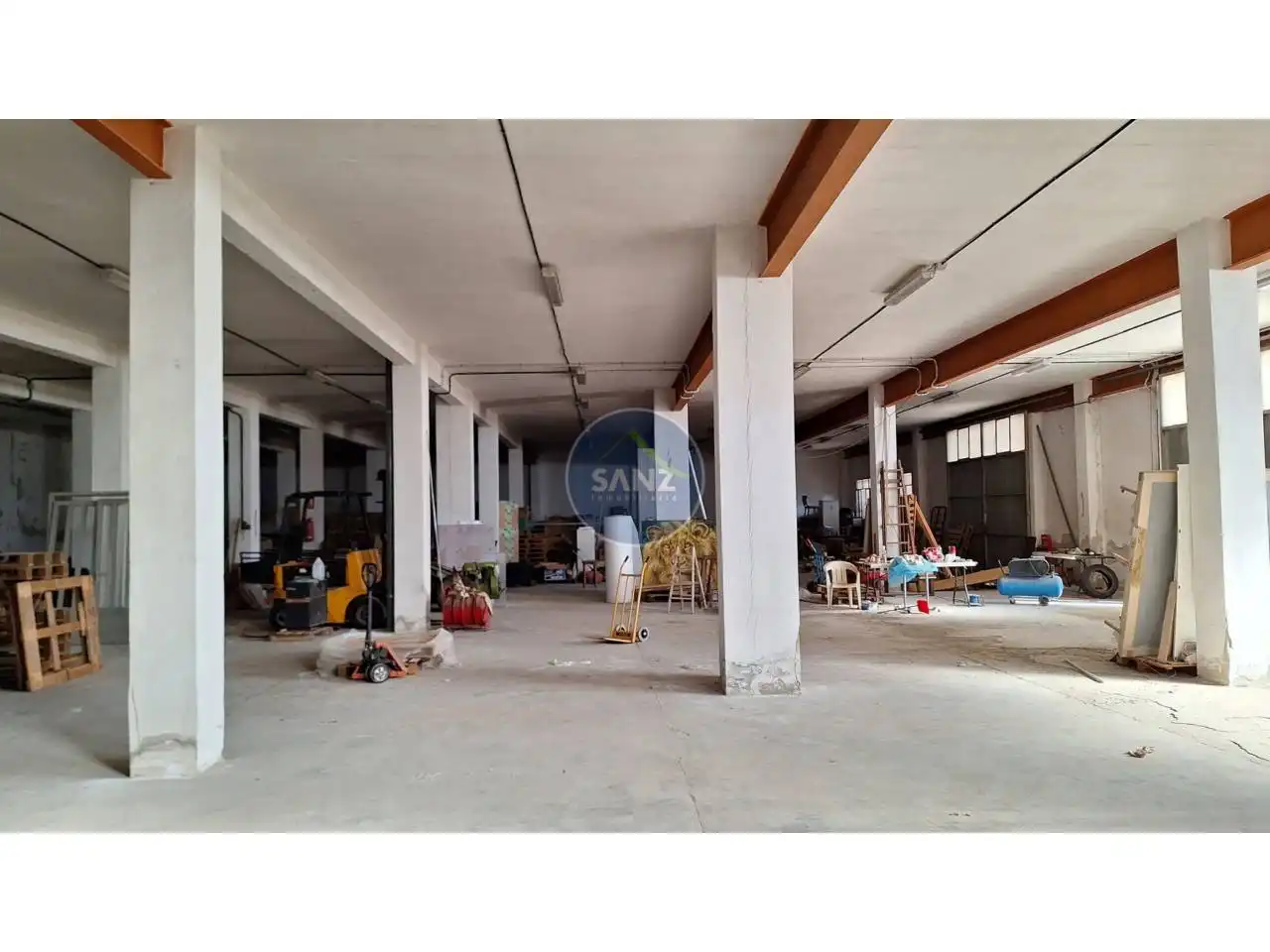 Local comercial en alquiler en Calle Miguel de Cervantes, imagen 6