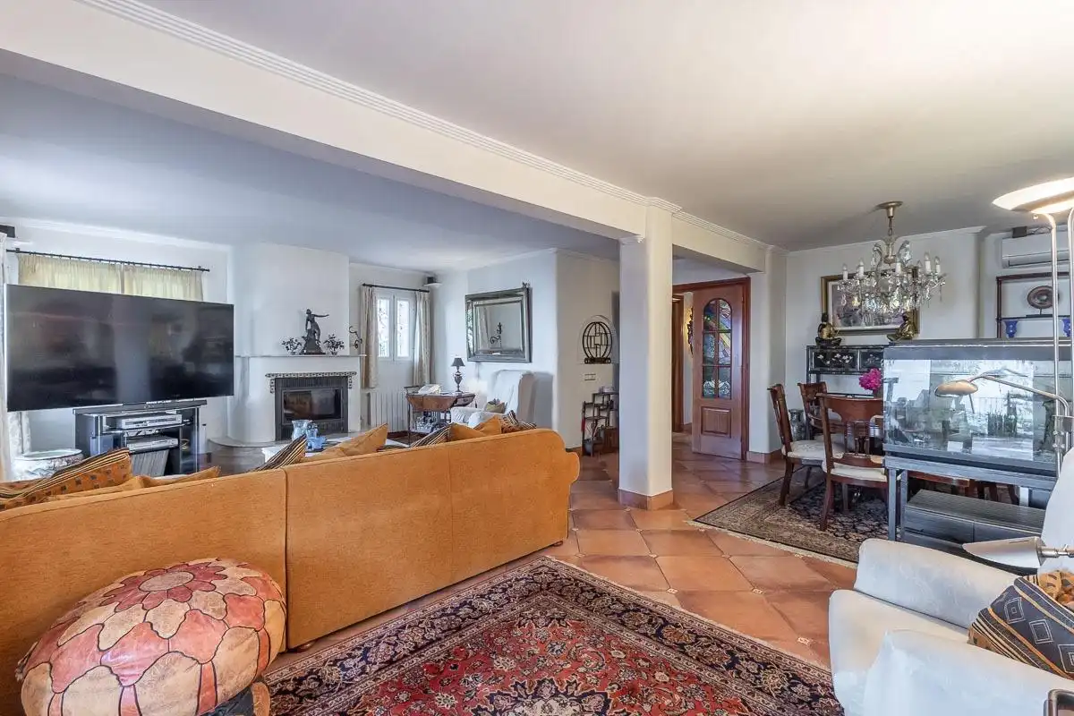 Sala de estar de Casa o chalet en venta en Almuñécar con Aire acondicionado, Calefacción y Jardín privado