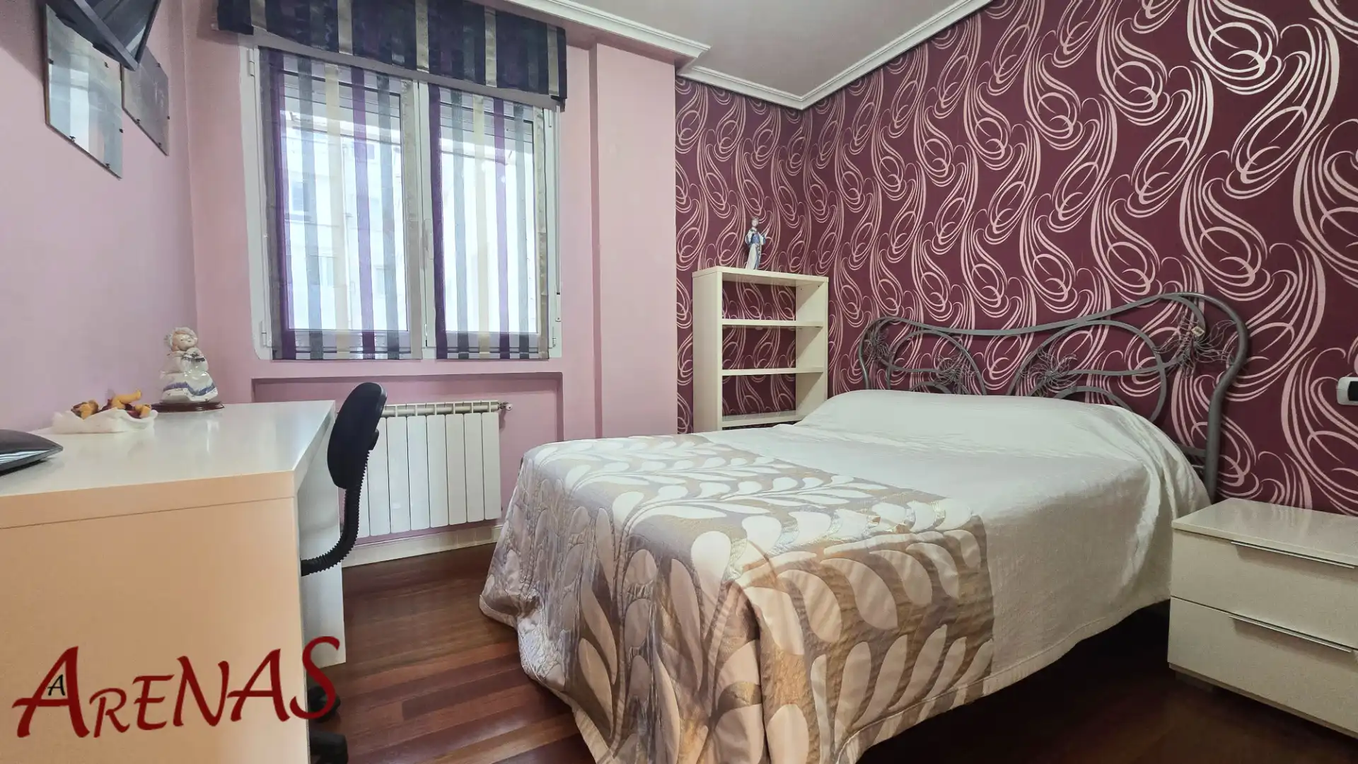 Schlafzimmer von Wohnung zum Verkauf in Laredo mit Heizung, Parkett und Möbliert