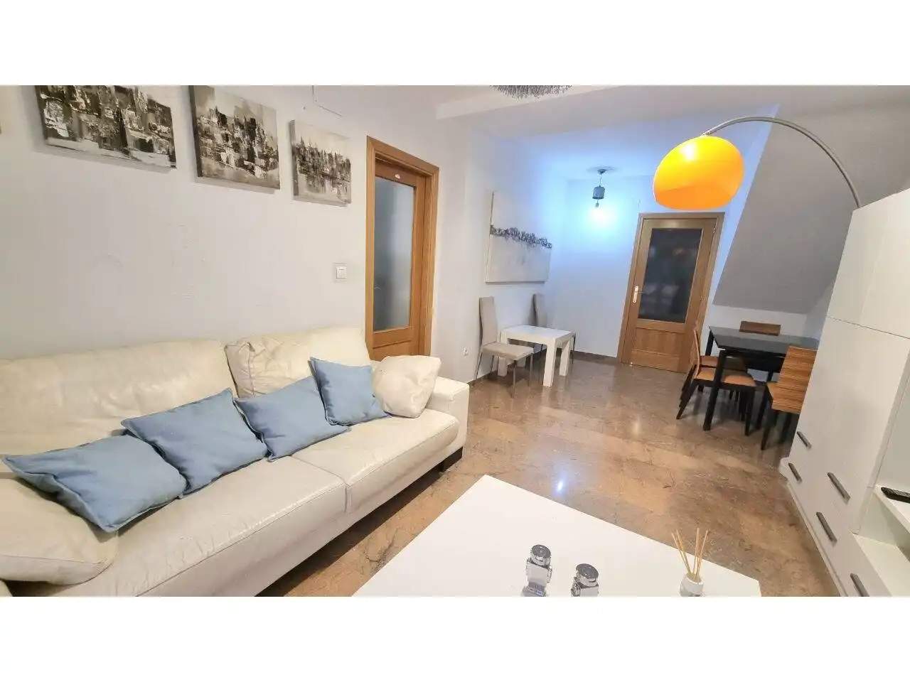 Sala d'estar de Casa adosada en venda en Puçol amb Aire condicionat, Calefacció i Terrassa