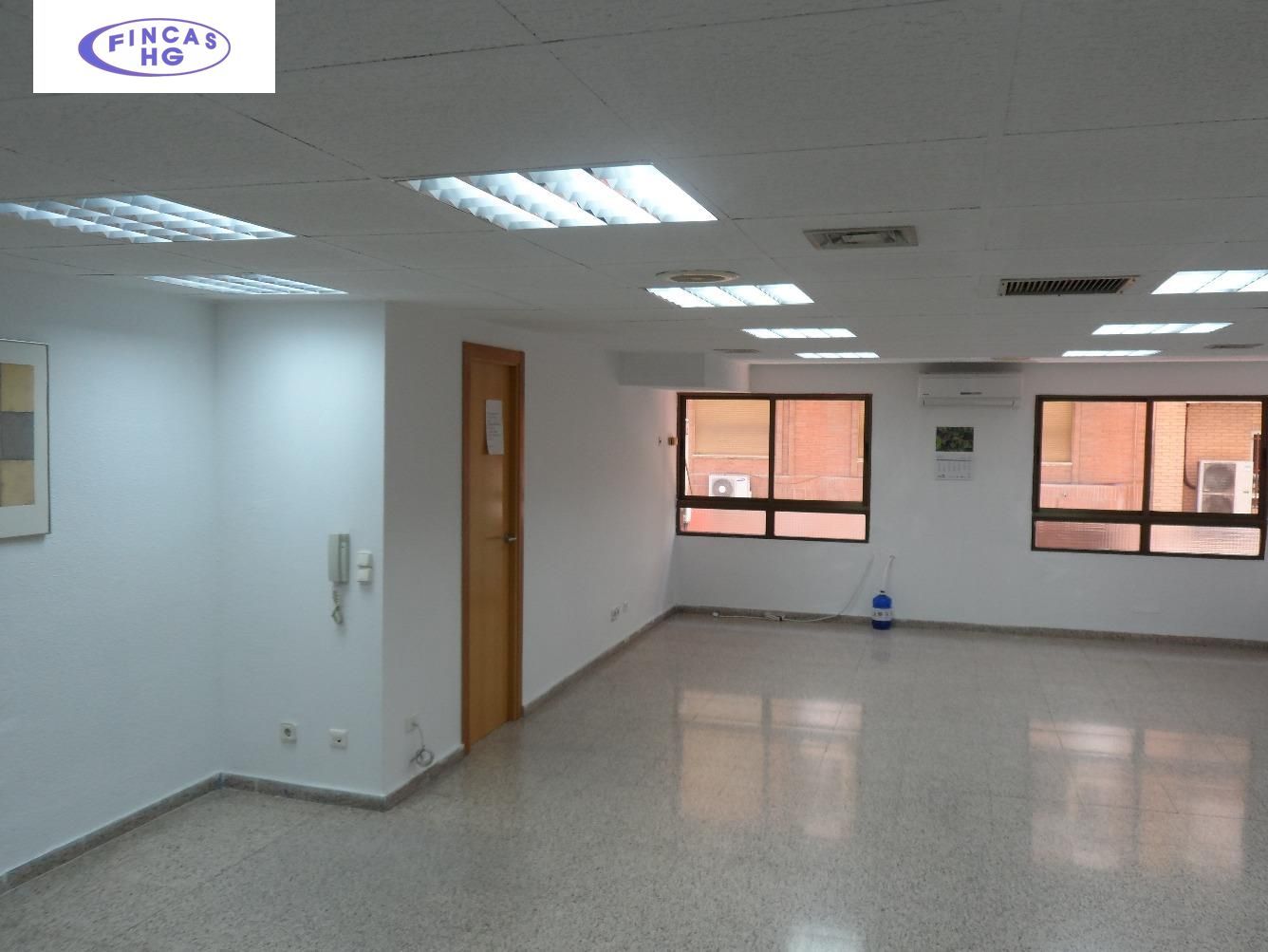 Office to rent in Santo Domigo, San Blas