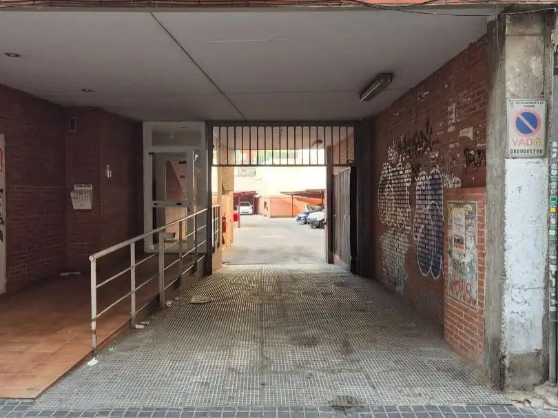 Garatge de lloguer a Calle Fulgencio de Miguel, 4, Berruguete