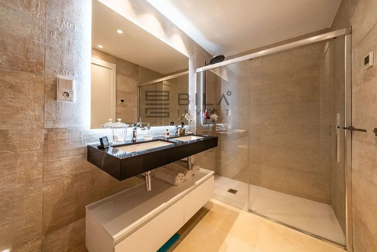 Penthouse with pool for sale in Higueron Bay, imagen 17
