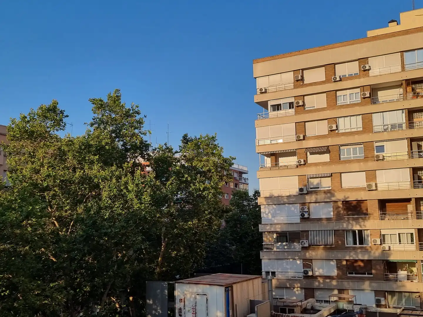 Vista exterior de Pis per a compartir en Chamartín