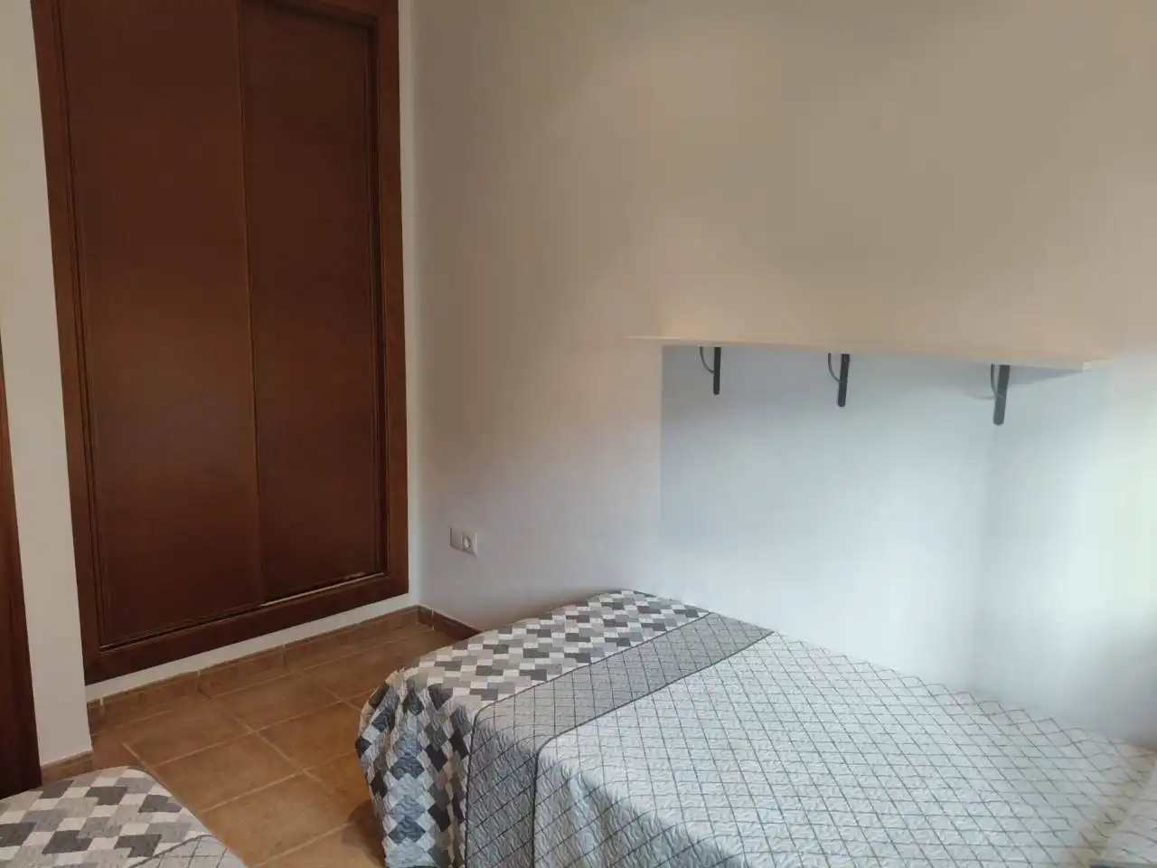 Habitación de Piso de alquiler en Vera con Aire acondicionado, Terraza y Piscina comunitaria