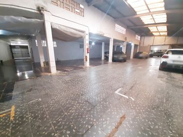 Gewerbefläche zum Verkauf in Plaza Xúquer
