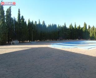 Swimming pool of House or chalet for sale in Campo de Criptana  with Private garden