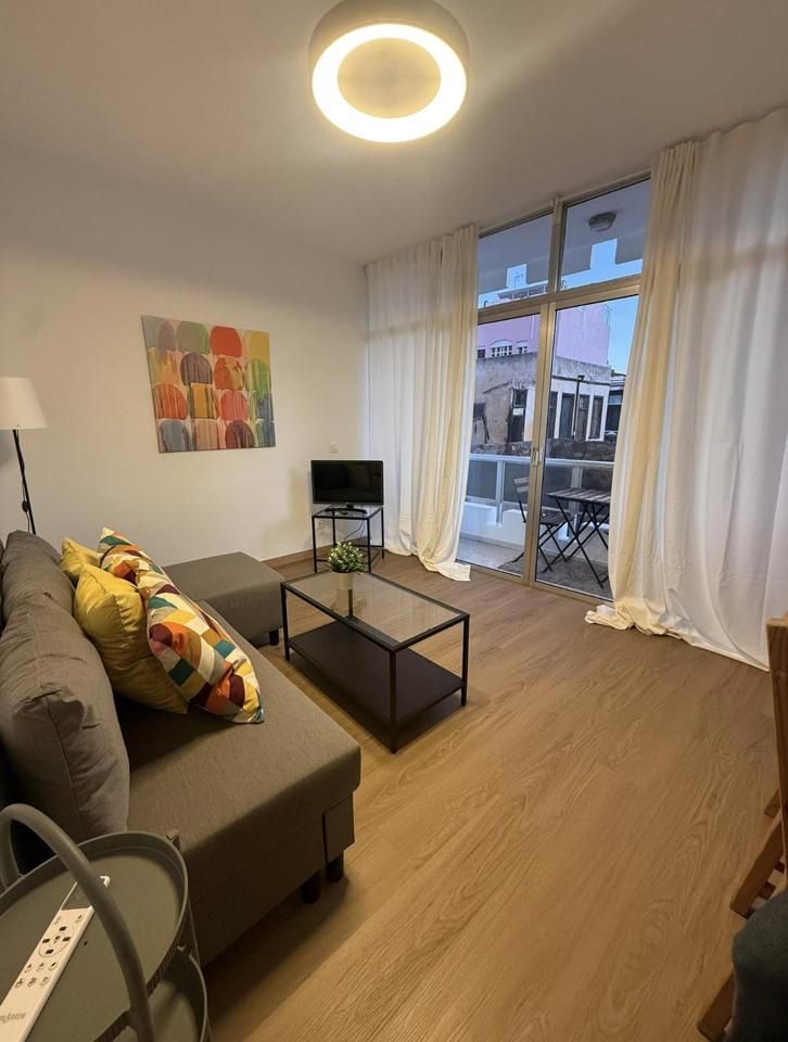 Living room of Flat to rent in  Santa Cruz de Tenerife Capital  with Furnished and Balcony