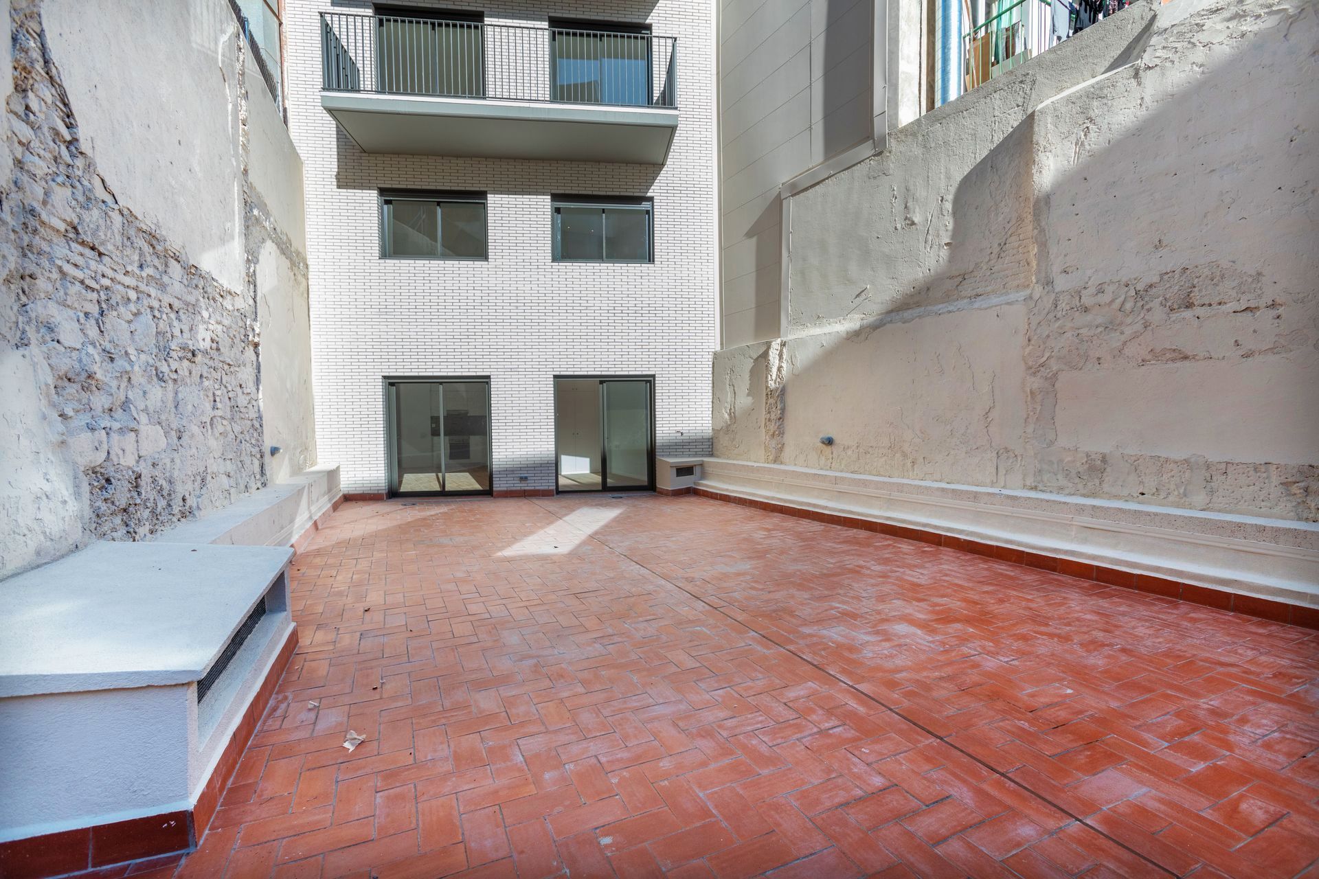 Terrace of Duplex to rent in  Barcelona Capital  with Terrace, Storage room and Oven