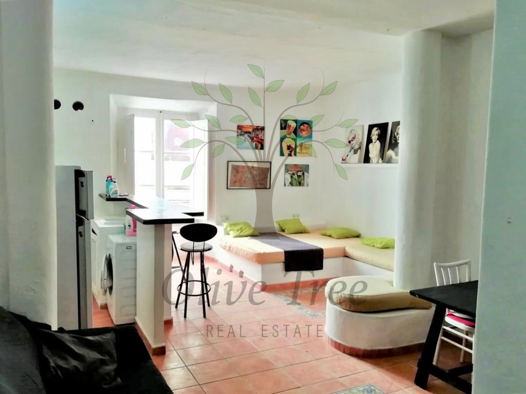 Exterior view of Study to rent in Eivissa