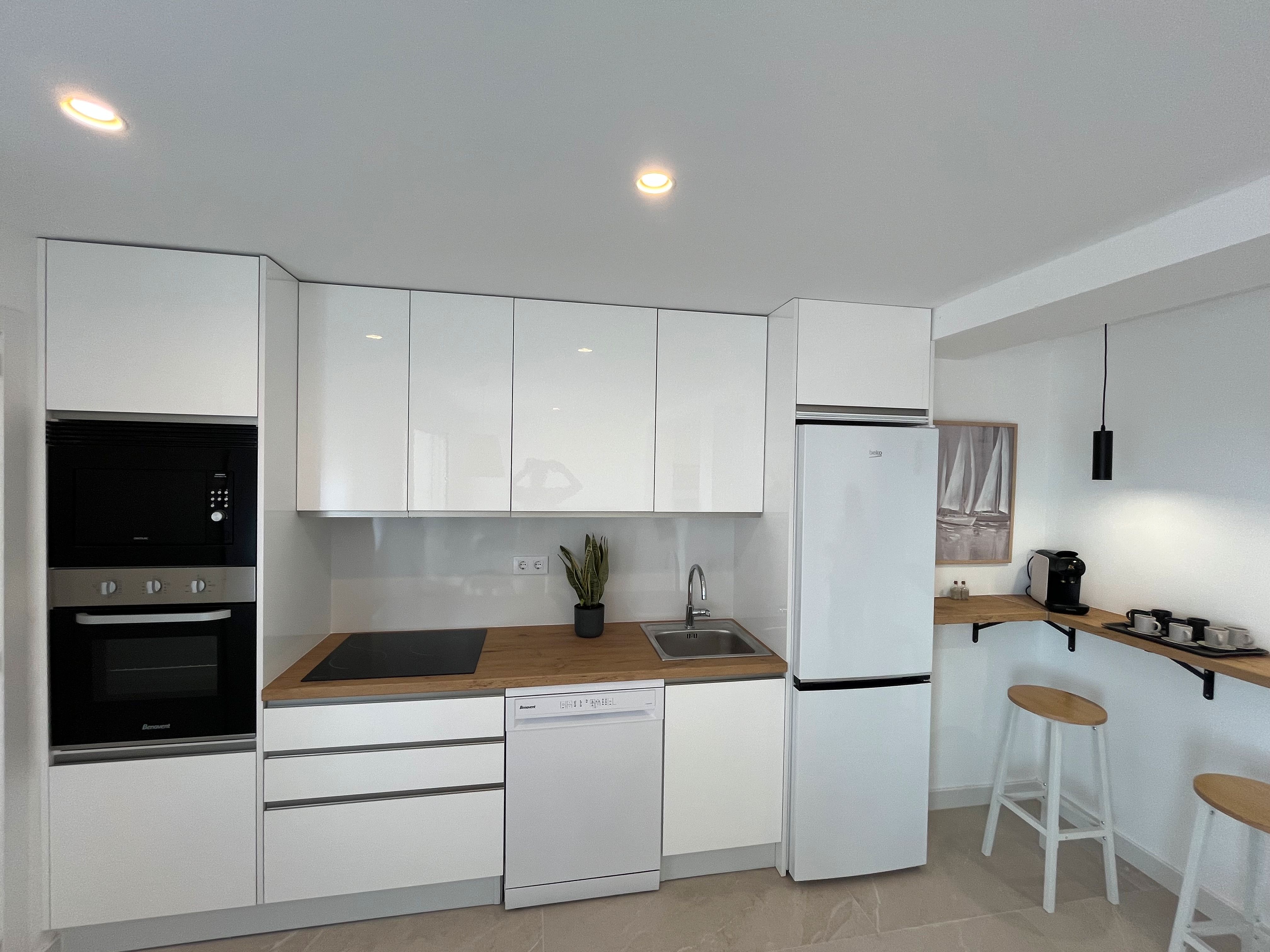 Kitchen of Apartment to rent in  Valencia Capital  with Air Conditioner, Heating and Terrace