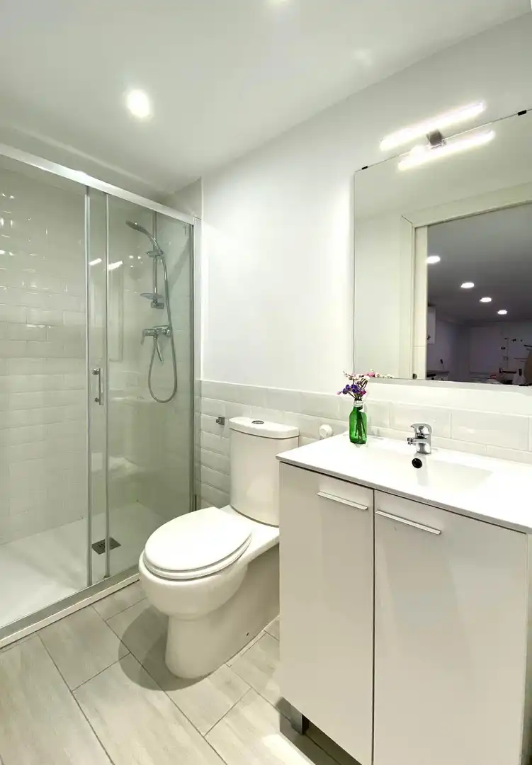Bathroom of Houses for sale in Molins de Rei  with Air Conditioner, Heating and Parquet flooring