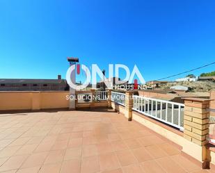 Terrasse von Einfamilien-Reihenhaus zum verkauf in Algerri mit Klimaanlage, Terrasse und Balkon