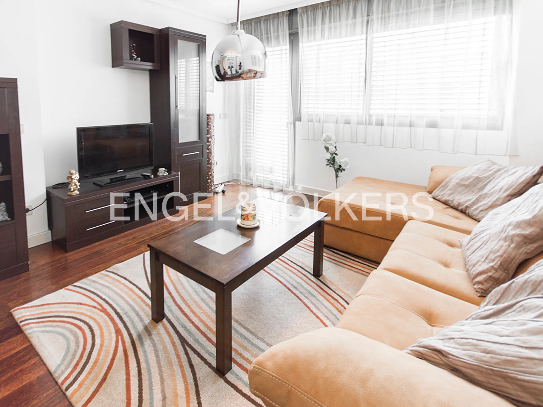 Sala d'estar de Apartament de lloguer en  Madrid Capital amb Aire condicionat, Calefacció i Terrassa