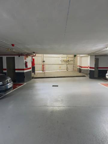 Garaje en Venta en La Maternitat i Sant Ramon