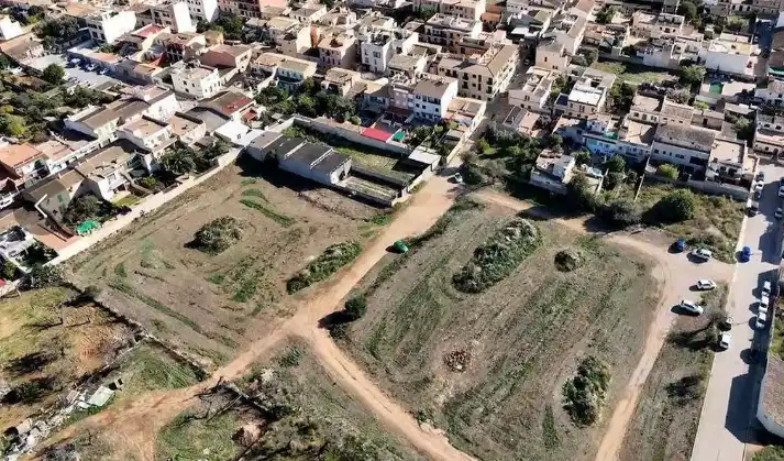 Terreny residencial en venda a Carrer Mossèn Josep Far 36A, imagen 2