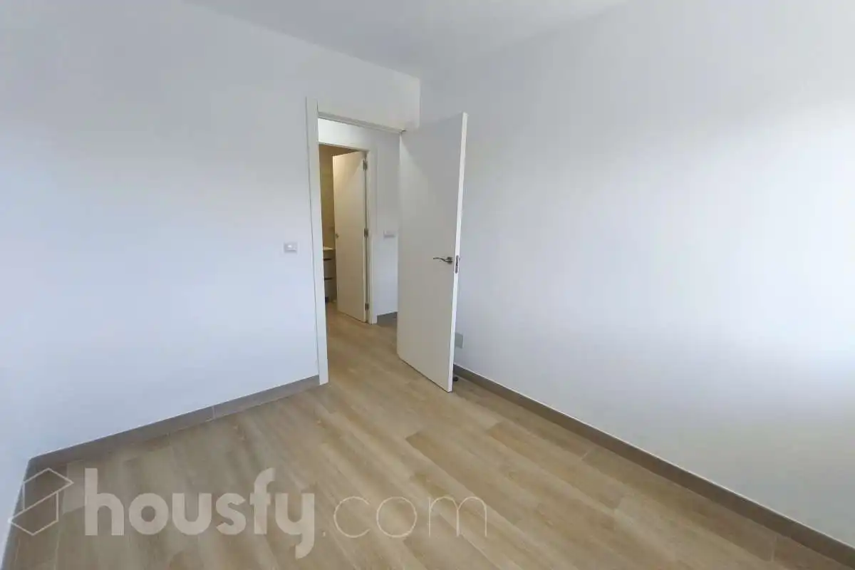 Bedroom of Flat for rent in Fuenlabrada  with Parquet flooring