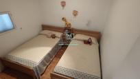 Dormitori de Casa o xalet en venda en León Capital  amb Terrassa
