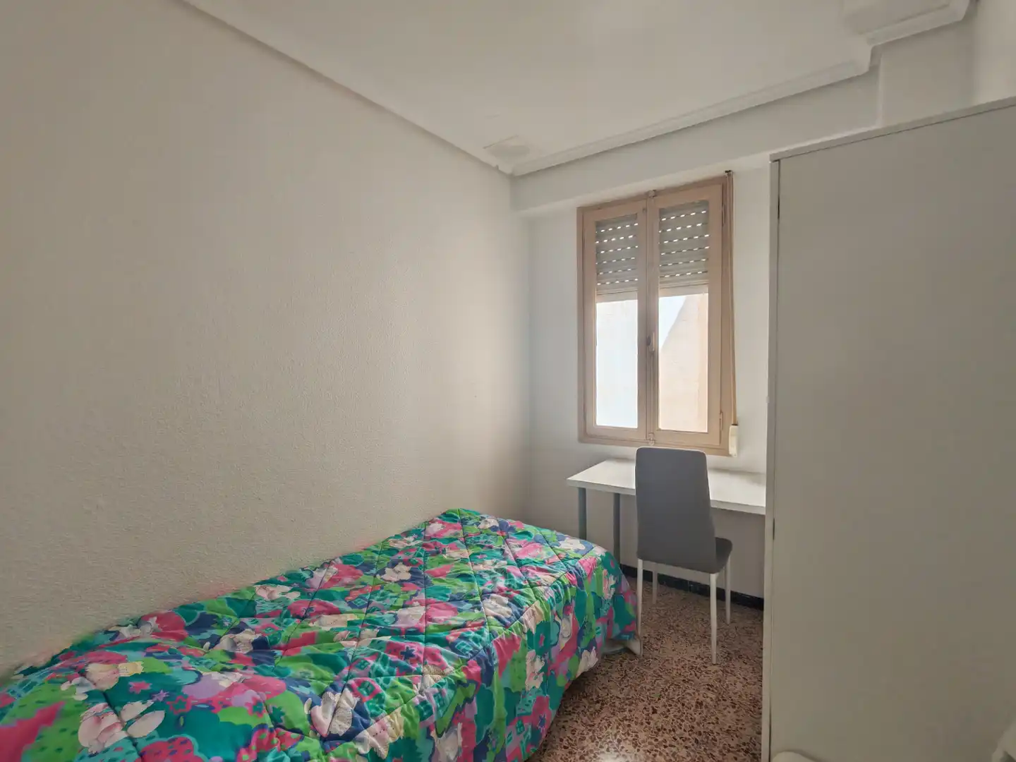 Schlafzimmer von Wohnung zum Verkauf in Elche / Elx mit Balkon