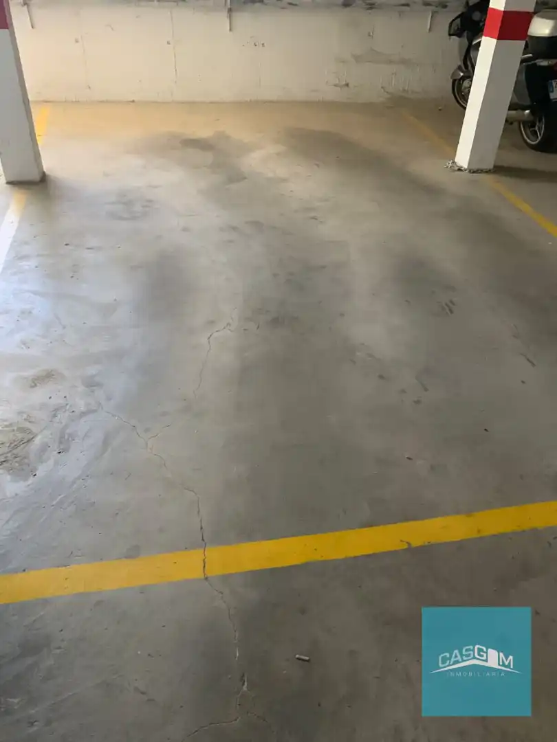 Parking de Dúplex en venta en Islantilla con Terraza, Amueblado y Piscina comunitaria