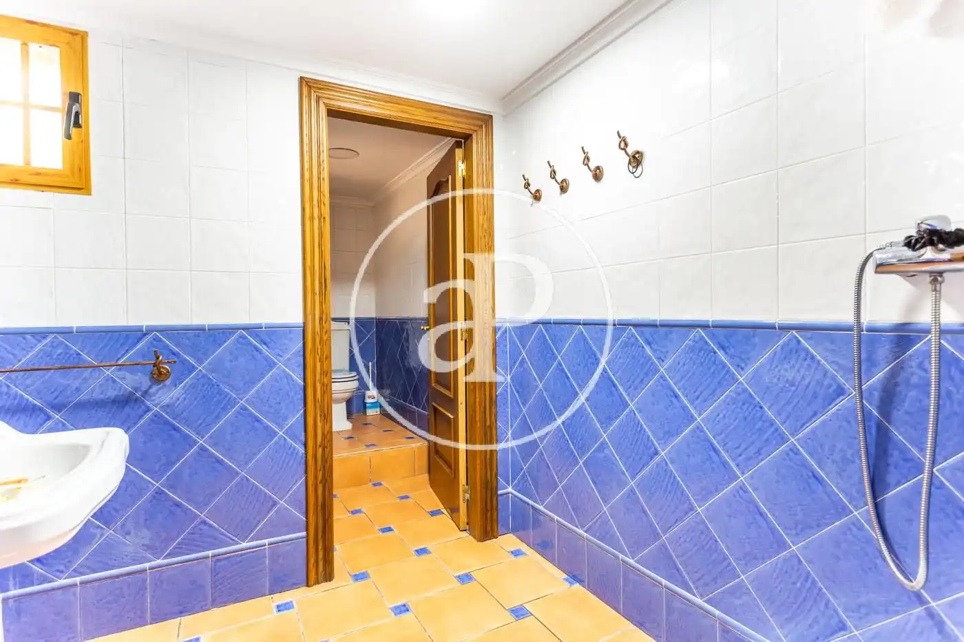 Baño de Casa adosada en venta en Picanya con Aire acondicionado, Calefacción y Jardín privado