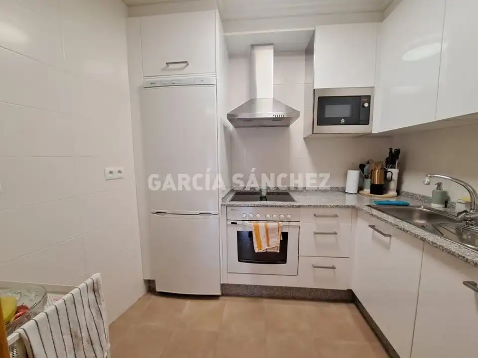 Cocina de Apartamento en venta en Boiro con Terraza, Trastero y Amueblado