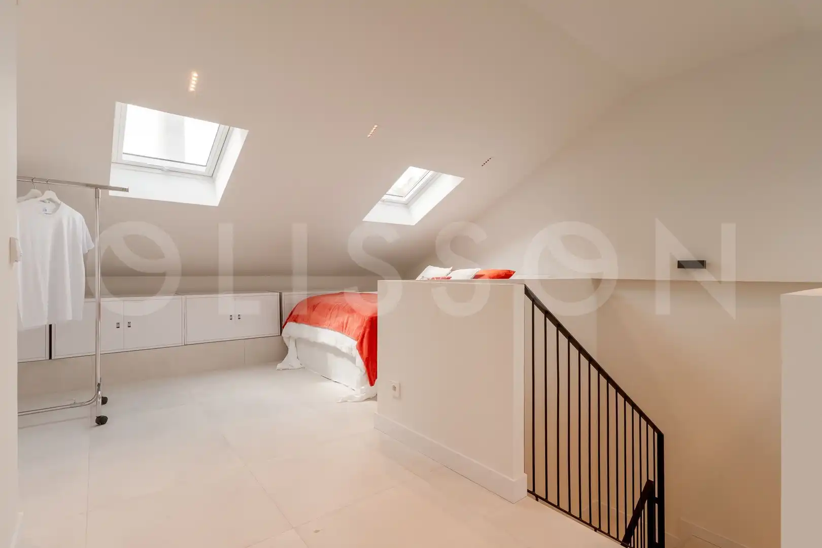 Bedroom of Houses for sale in Madrid  with Air Conditioner, Heating and Private garden