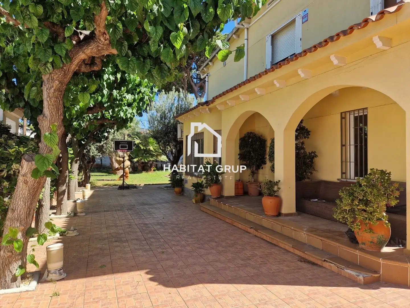 Exterior view of Houses for sale in Castelldefels  with Air Conditioner, Heating and Private garden