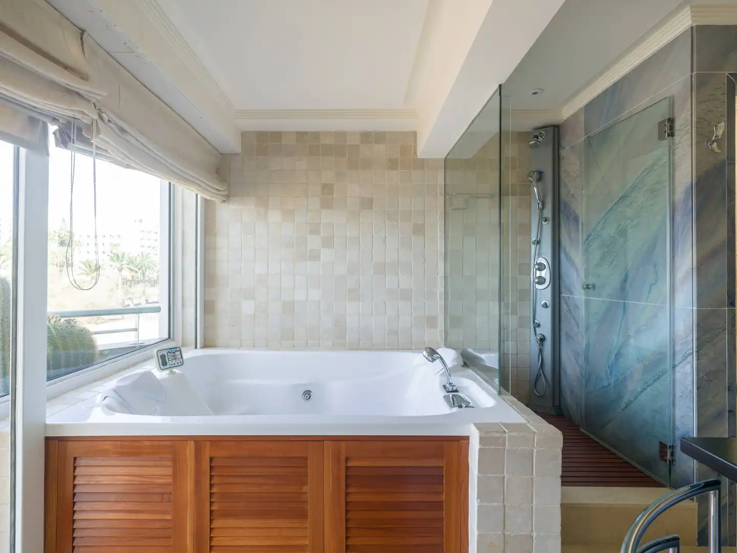 Baño de Casa o chalet en venta en San Bartolomé de Tirajana con Aire acondicionado, Amueblado y Jacuzzi