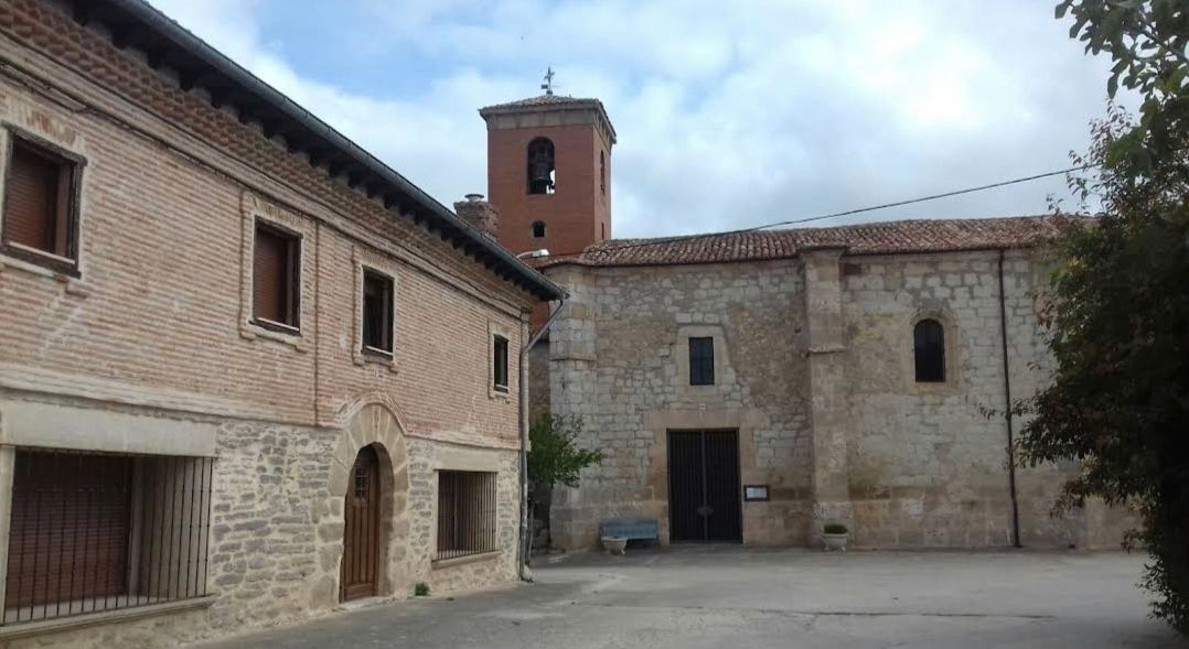 Vista exterior de Casa o xalet en venda en Fuentebureba amb Moblat