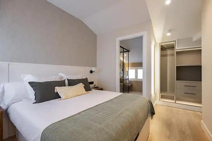 Piso con ascensor en venta en Calle de la Cruz, imagen 4