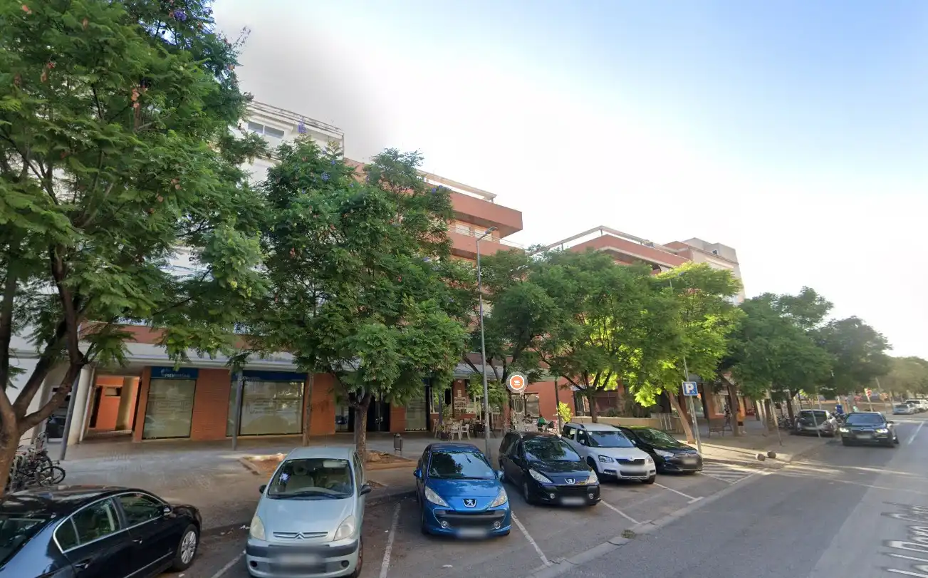 Business premises for sale in Carrer del Pare Garí 22, imagen 3