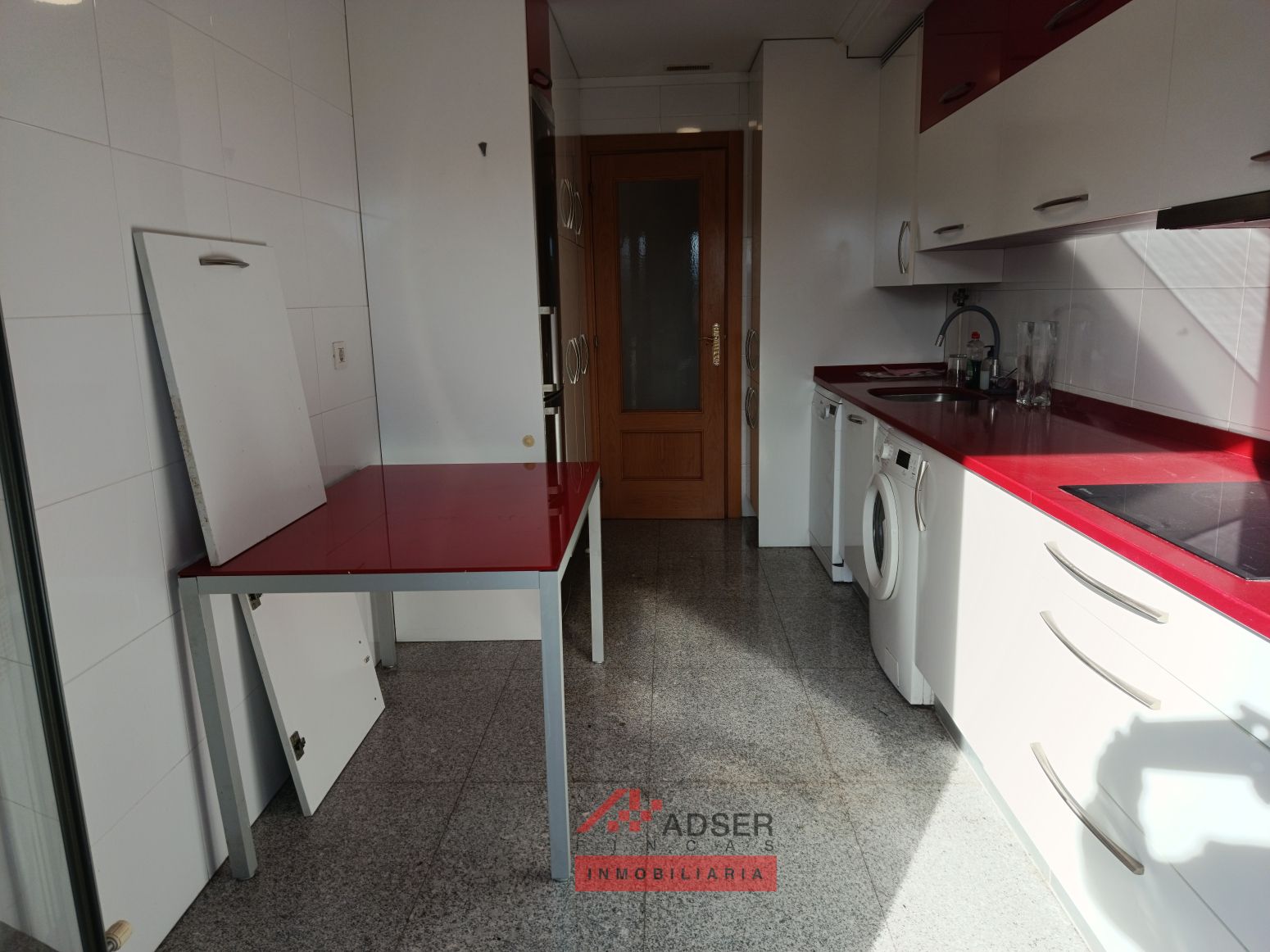 Cocina de Piso en venta en  Logroño con Aire acondicionado, Calefacción y Parquet