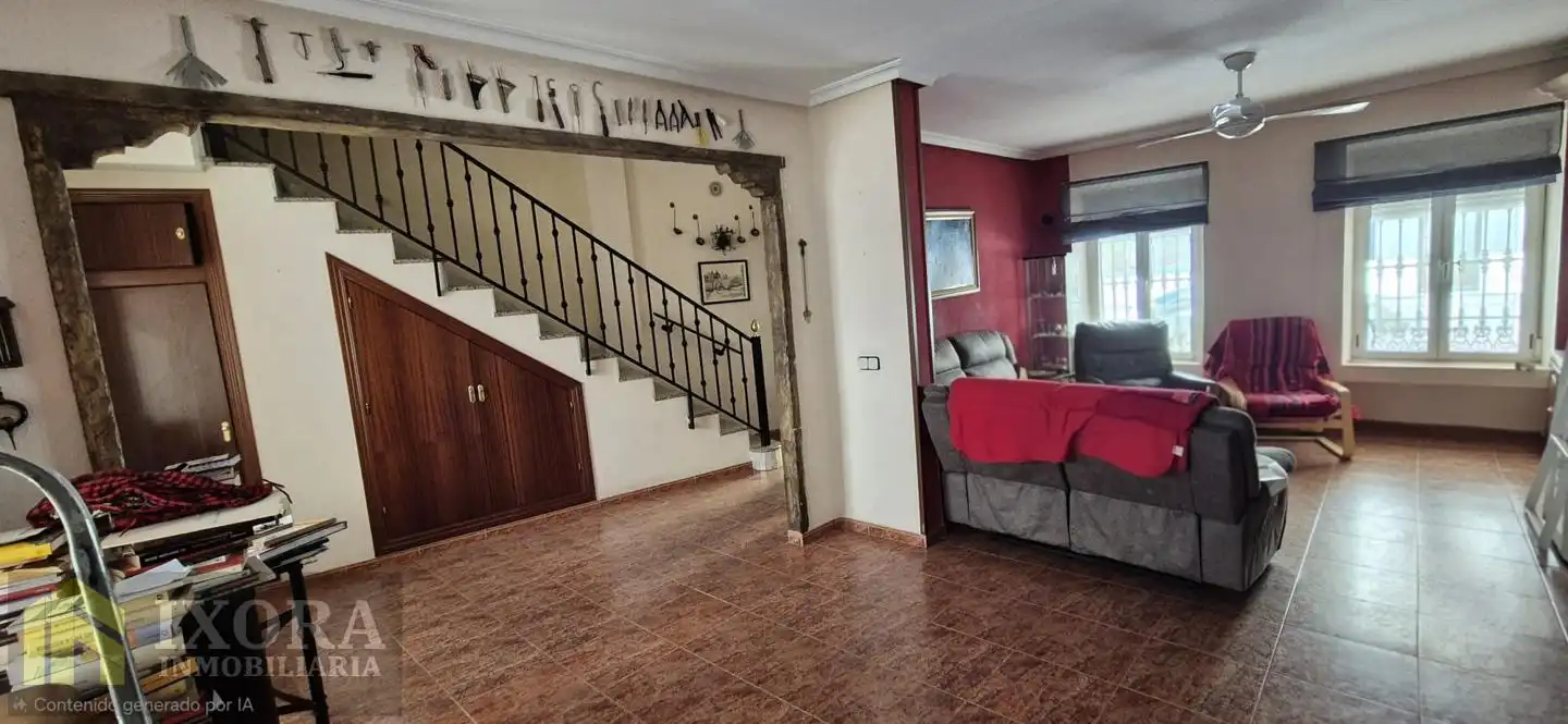 Casa o xalet en venda en Linares amb Aire condicionat i Terrassa
