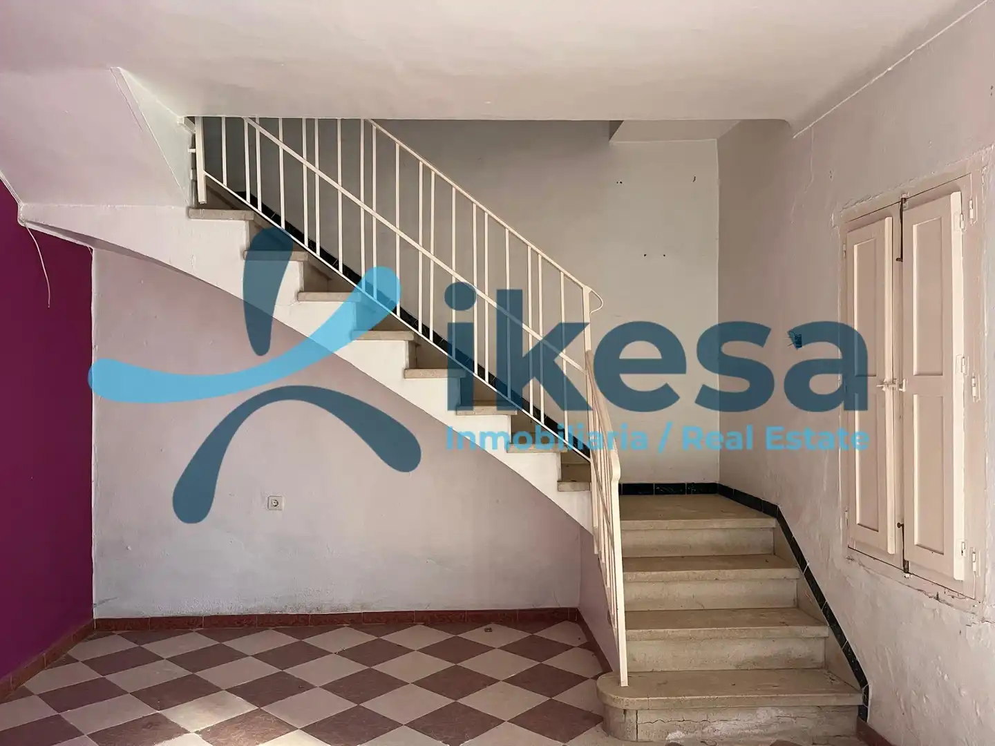 Casa adosada en venta en Badolatosa