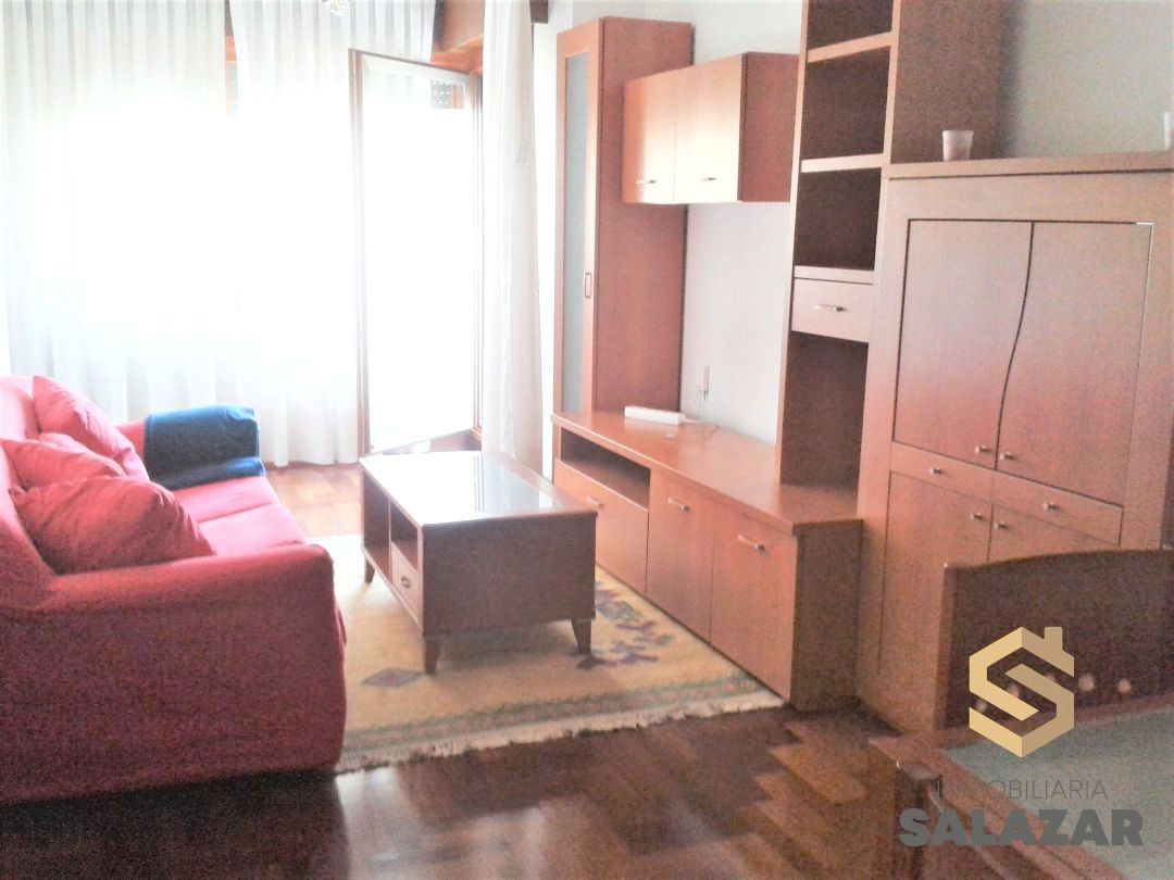 Sala d'estar de Pis de lloguer en Bilbao  amb Calefacció