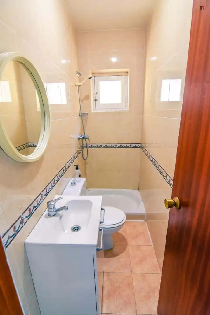 Bany de Casa o xalet per a compartir en Salamanca amb Calefacció, Moblat i Forn