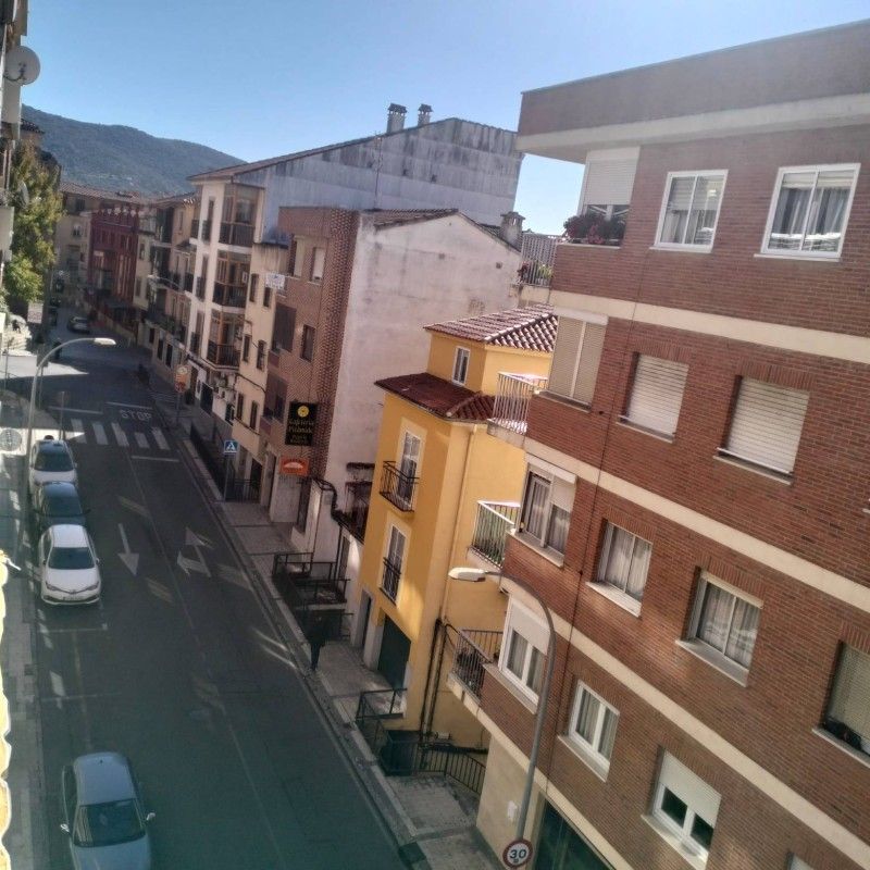 Vista exterior de Pis en venda en Plasencia amb Aire condicionat, Calefacció i Jardí privat