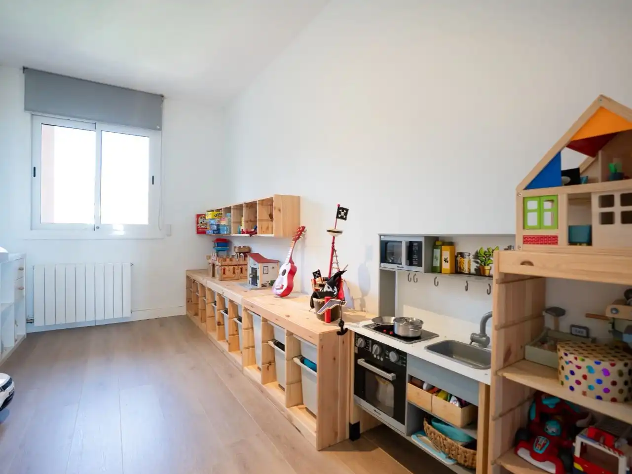 Cuina de Pis en venda en Sant Joan Despí amb Aire condicionat, Terrassa i Balcó